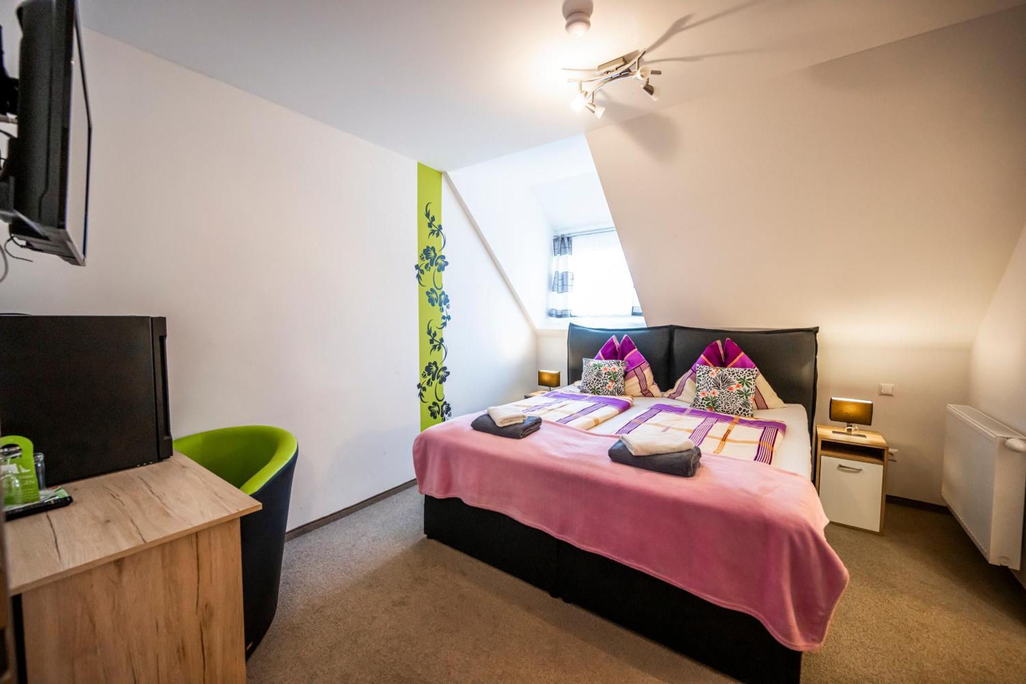Die Schlafstube - Bed & Breakfast Zeltweg Exteriör bild