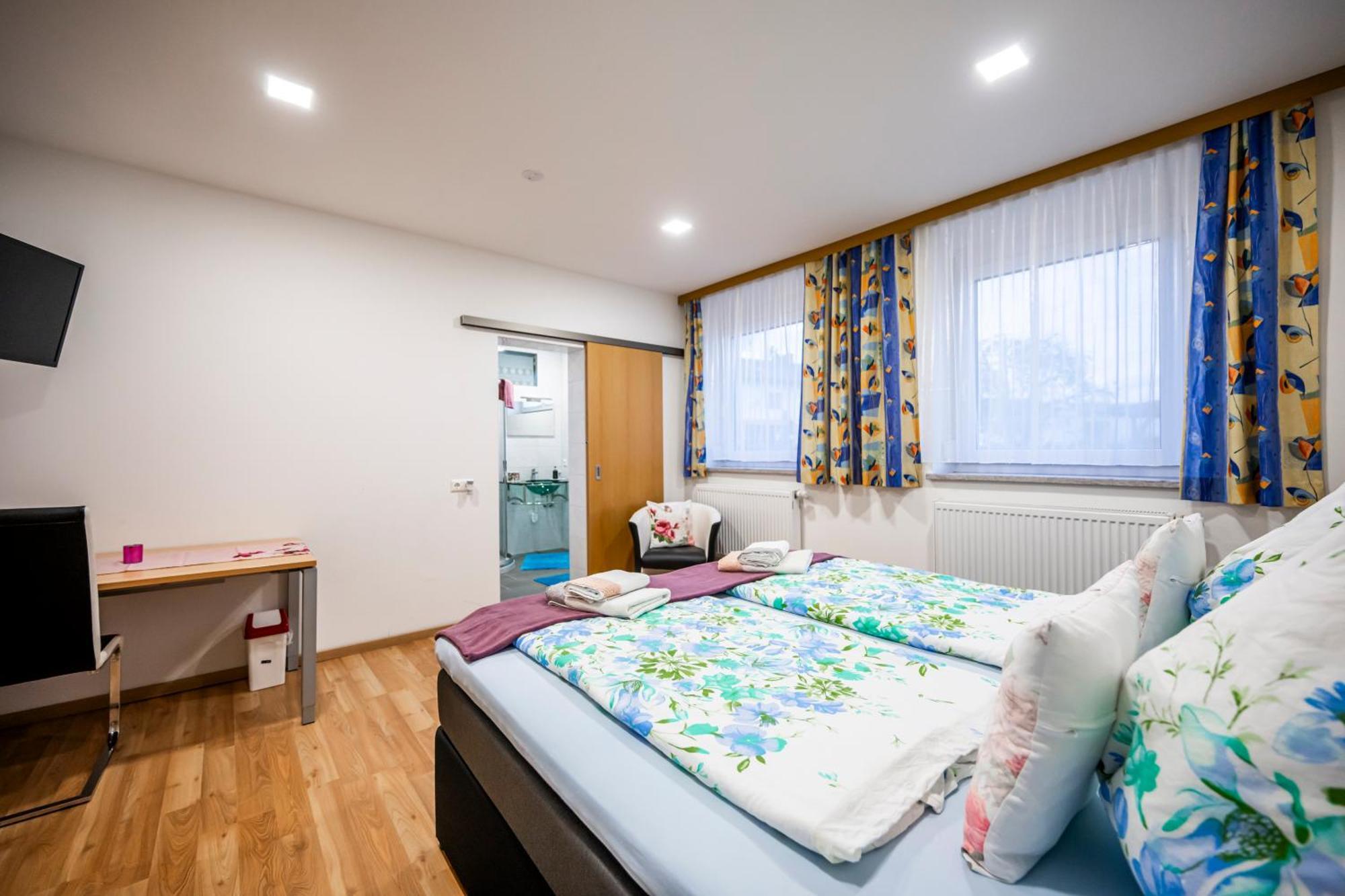 Die Schlafstube - Bed & Breakfast Zeltweg Exteriör bild