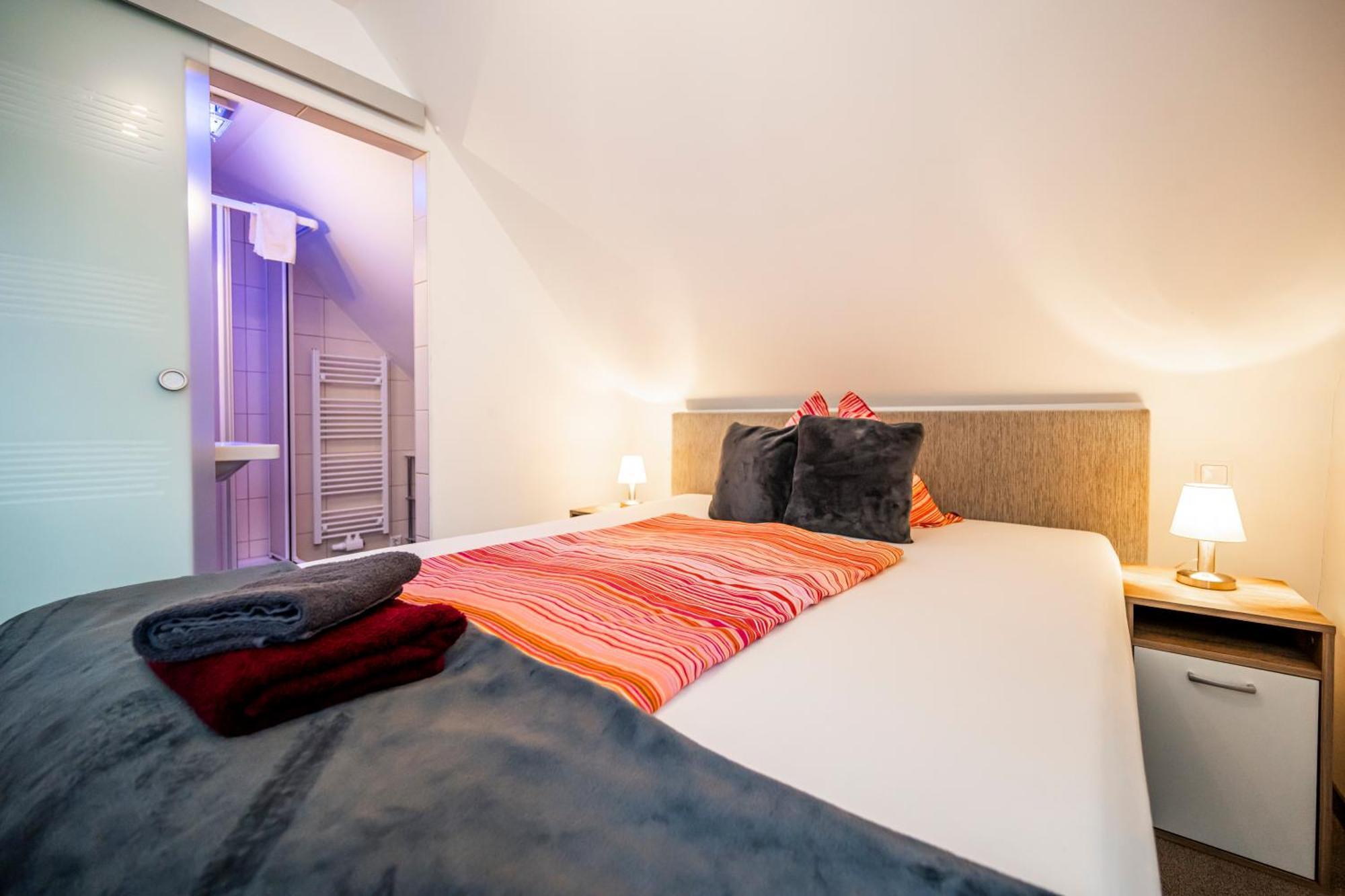 Die Schlafstube - Bed & Breakfast Zeltweg Exteriör bild