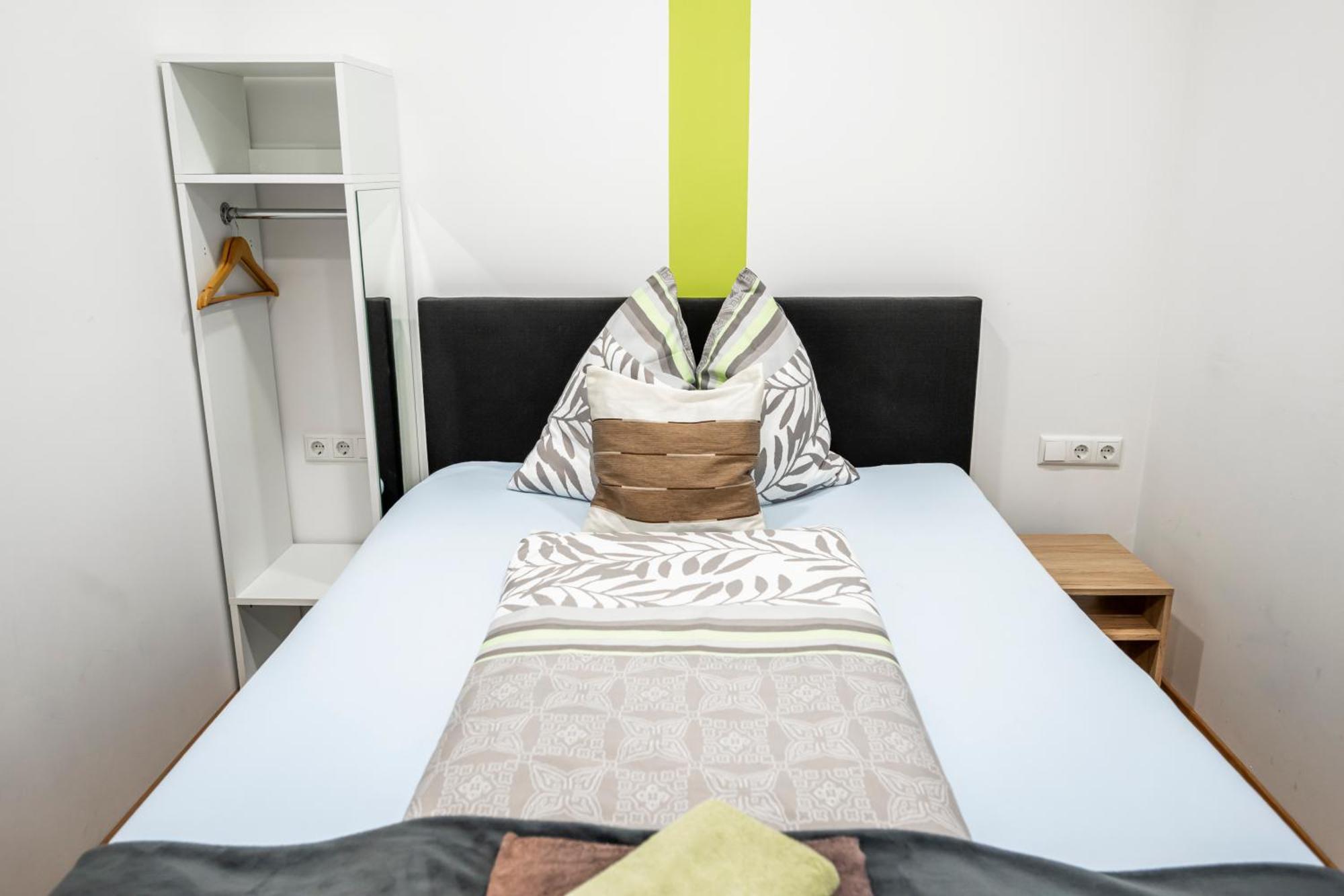 Die Schlafstube - Bed & Breakfast Zeltweg Exteriör bild